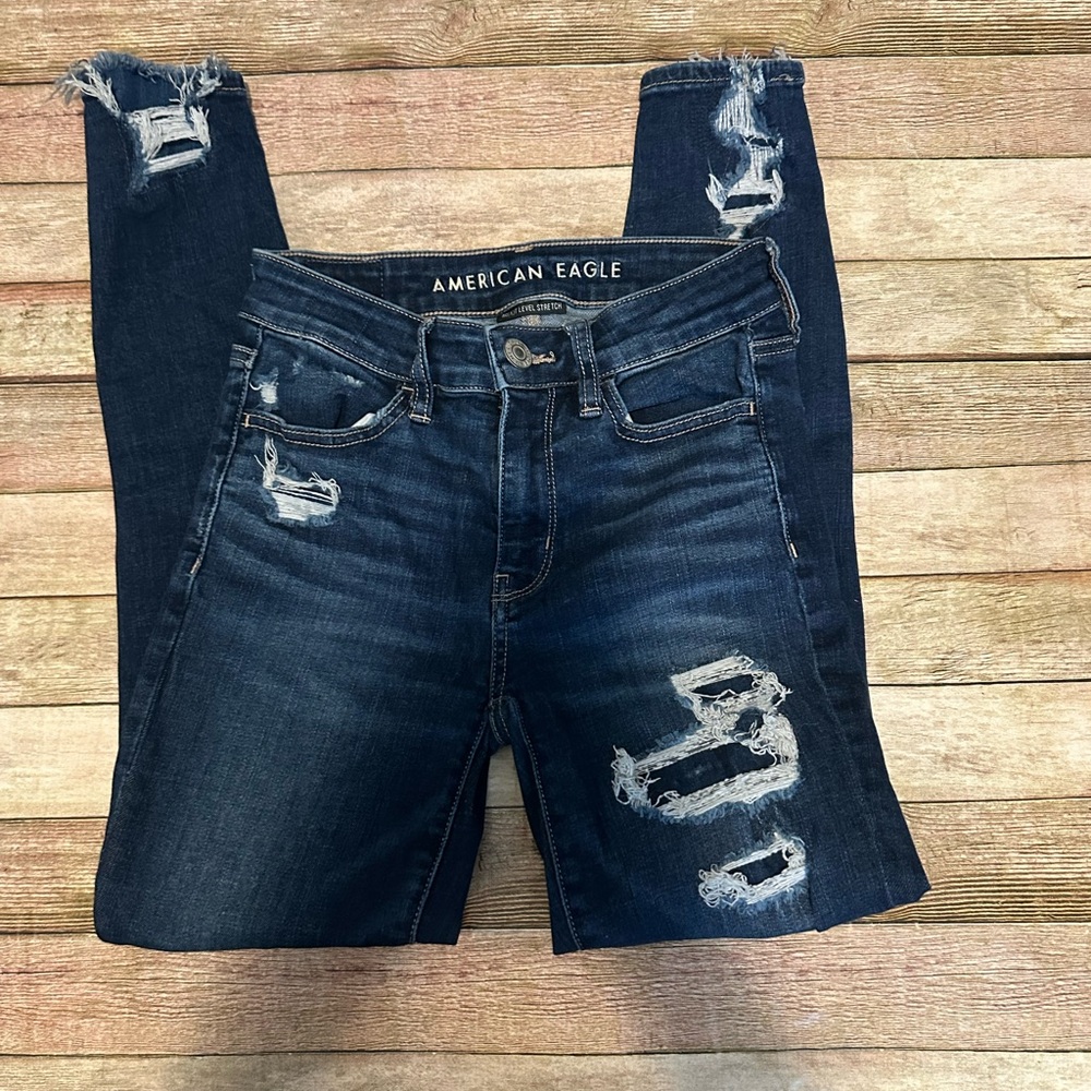 American Eagle Outfitters Women's Dark Blue Distressed Skinny Jeans